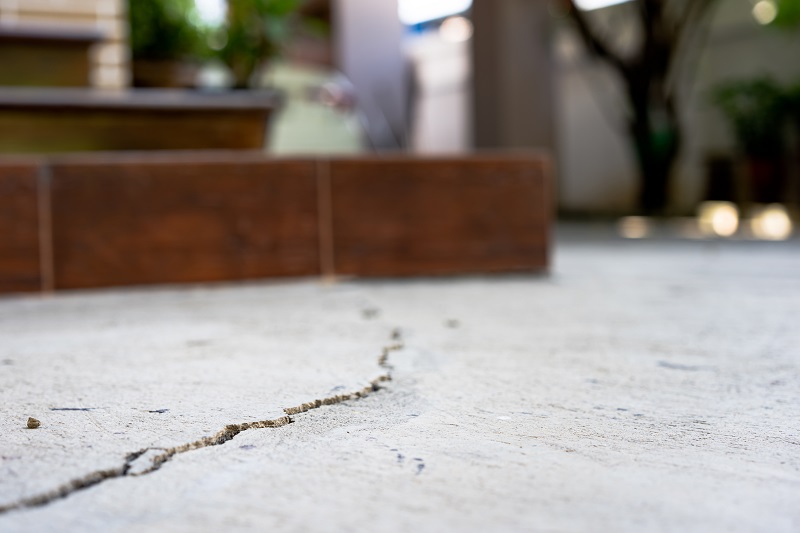 Commercial Foundation Repair: Cracks and You